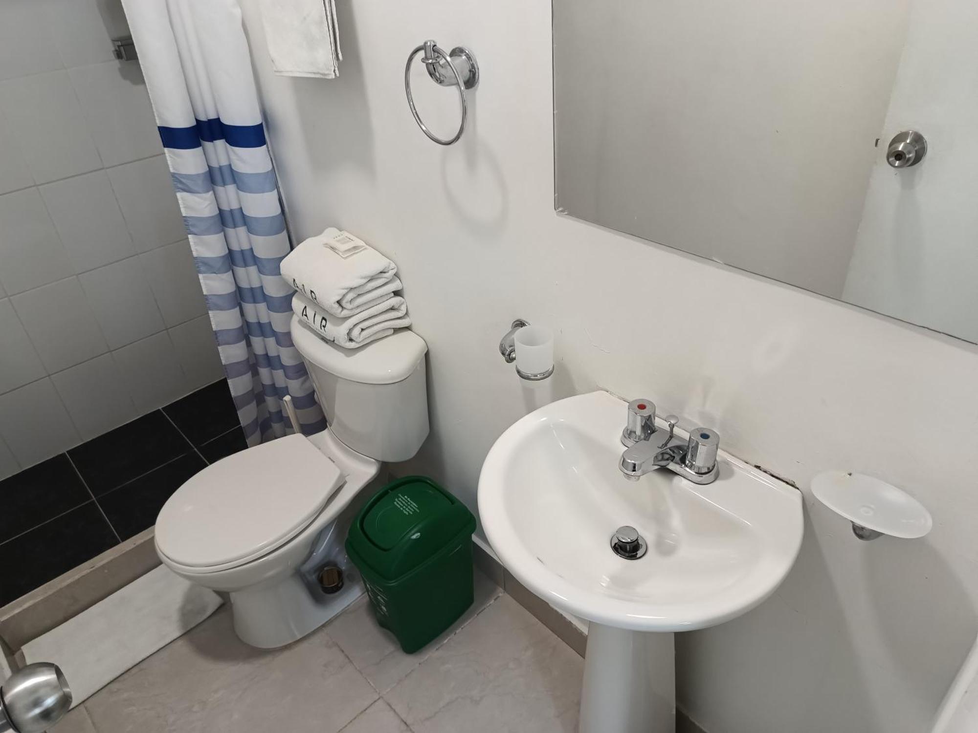 Air Guest House Medellin Luaran gambar